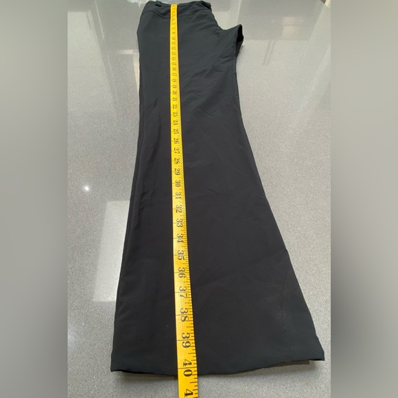 REI Women's Hiking pant Size 4 - Picture 8 of 8